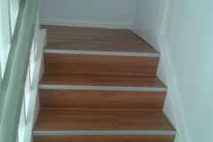 Treppe saniert und mit Designbelag belegt